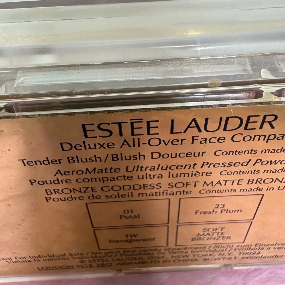 Estee Lauder Eyeshadow Palette - Pink, Purple, Cream, Brown